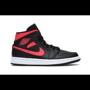 ❤️🖤Air Jordan 1 Mid Siren Red / Black❤️🖤